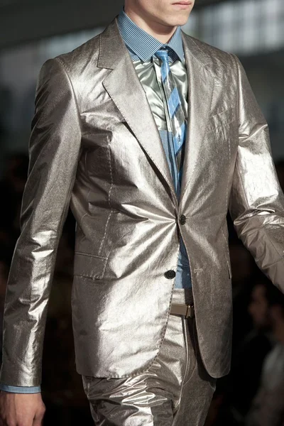 Look 67